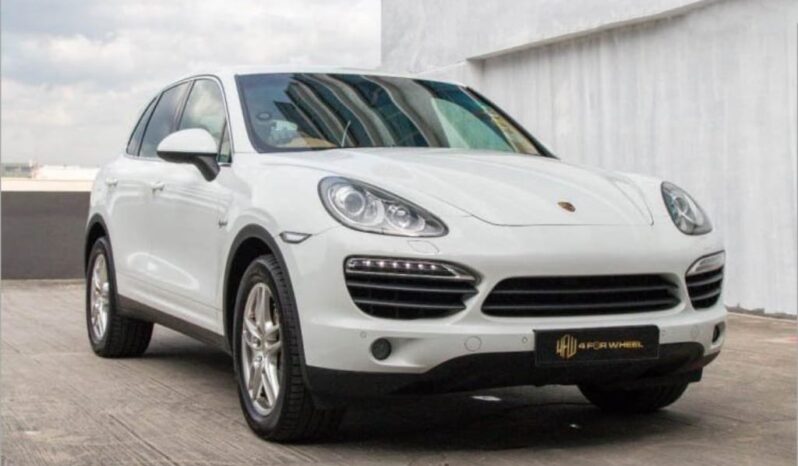 Porsche Cayenne Hybrid S 3.0A full