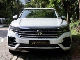 Volkswagen Touareg 3.0A R-Line