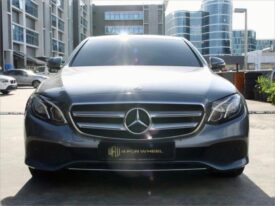 Mercedes-Benz E-Class E250 Avantgarde