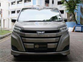 Toyota Noah Hybrid 1.8A X